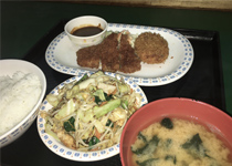 名物トンカツセット